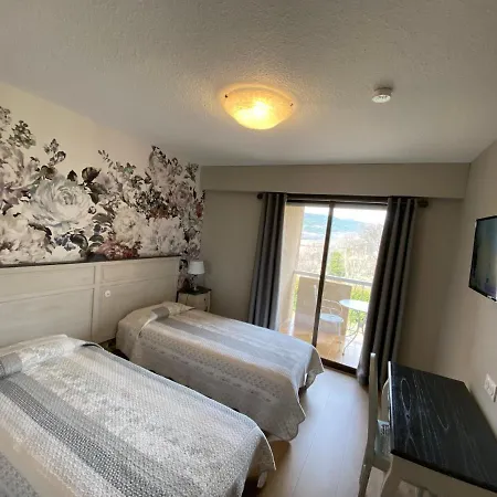 Le Colombier Otel