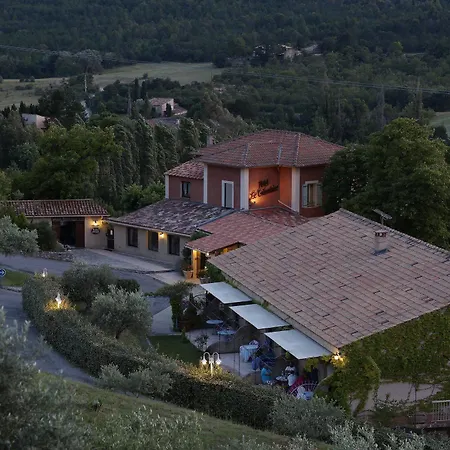 Le Colombier Otel 3*